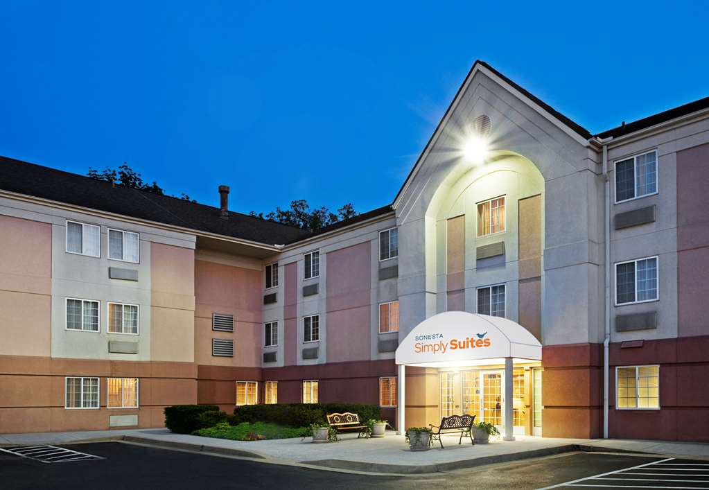 Sonesta Simply Suites Knoxville