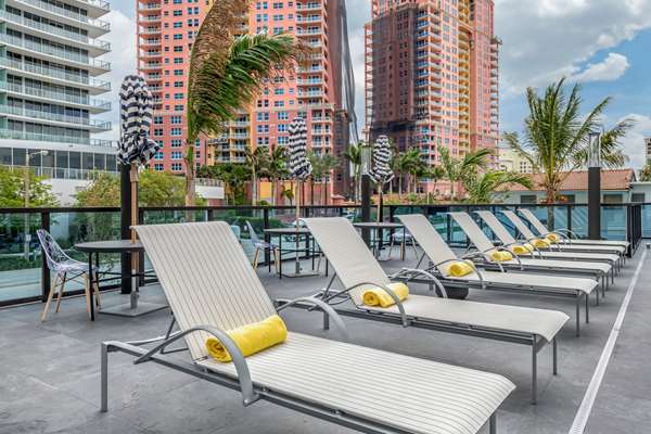 Pool - Cambria Hotel Fort Lauderdale Beach