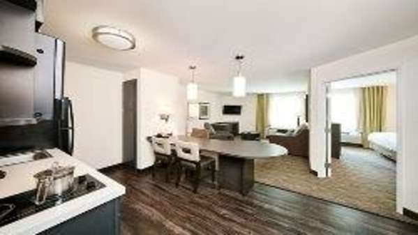 Suite - Sonesta Simply Suites Galleria Houston