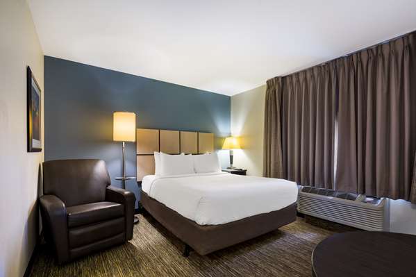 Suite - Sonesta Simply Suites Earth City - I-70, Exit 231B