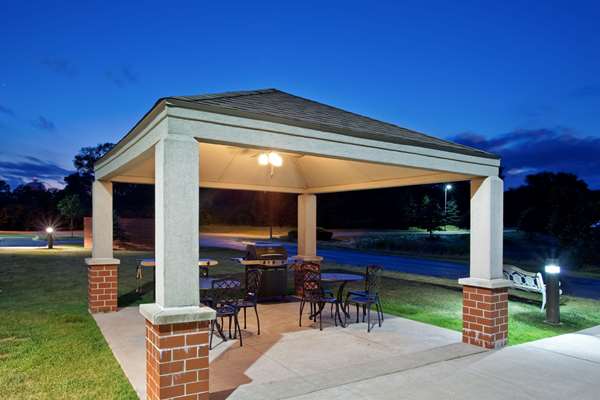 Recreation - Sonesta Simply Suites Warrenville