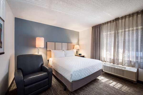 Suite - Sonesta Simply Suites Warrenville