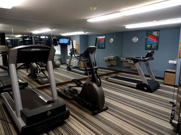 Fitness/ Exercise Room - Sonesta Simply Suites Burlington