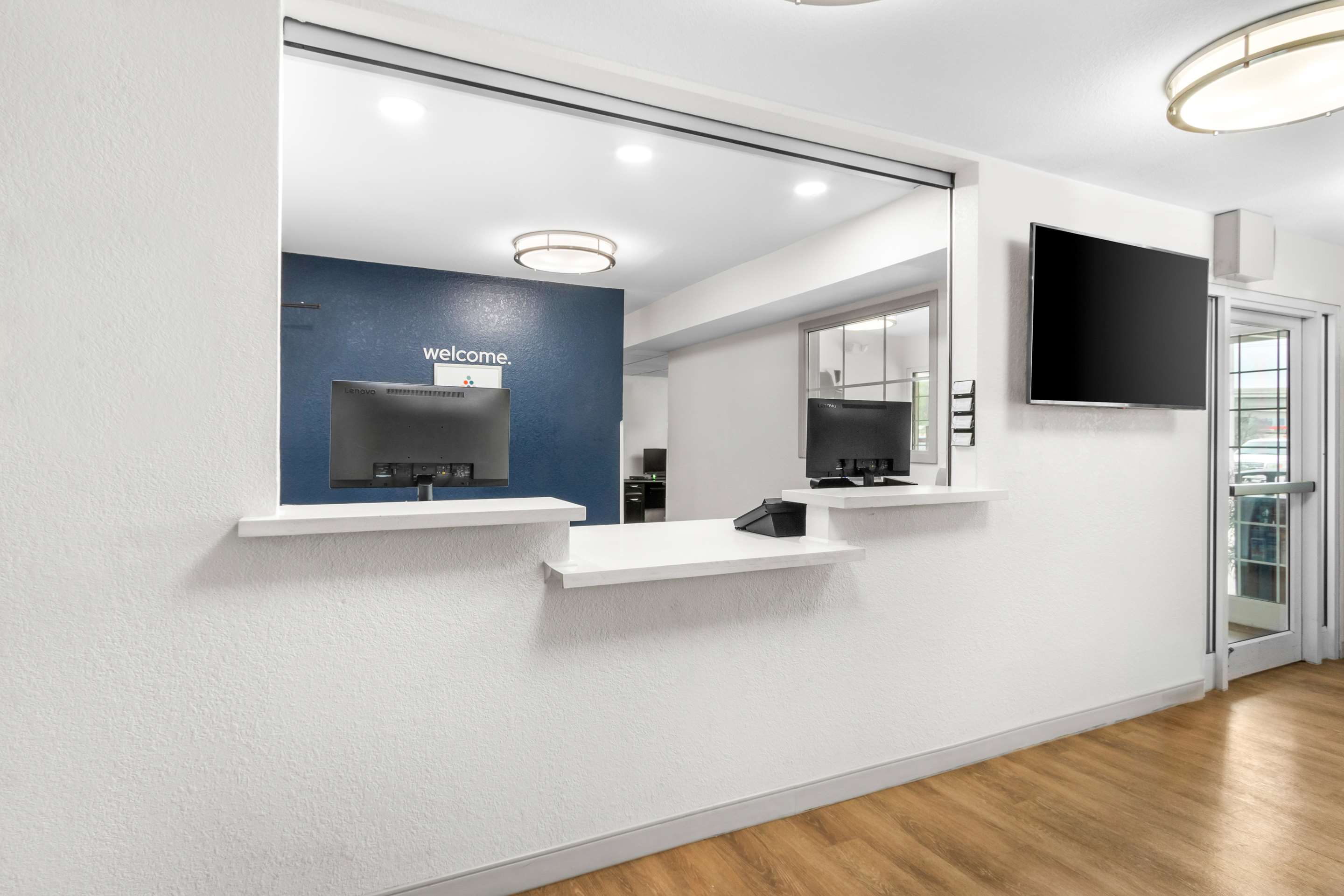 SIM AustinSouth Lobby