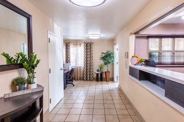  - Sonesta Simply Suites Lake Forest