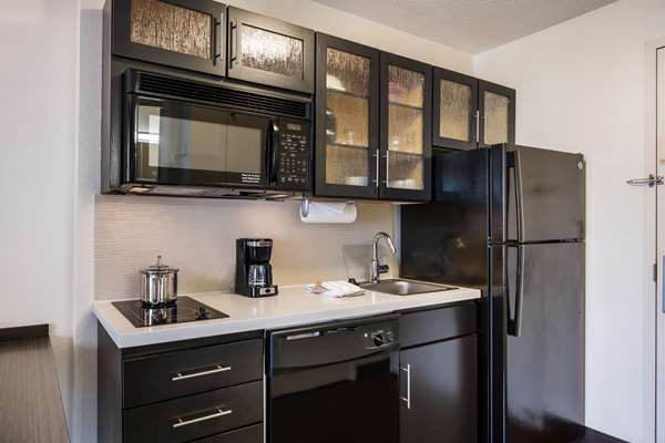  - Sonesta Simply Suites Airport Baltimore