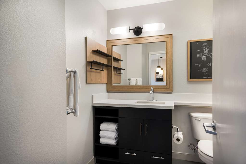 Sonesta Simply Baltimore Arpt-guestroom-Guest Room,Bathroom,Suite,On-Site.jpg