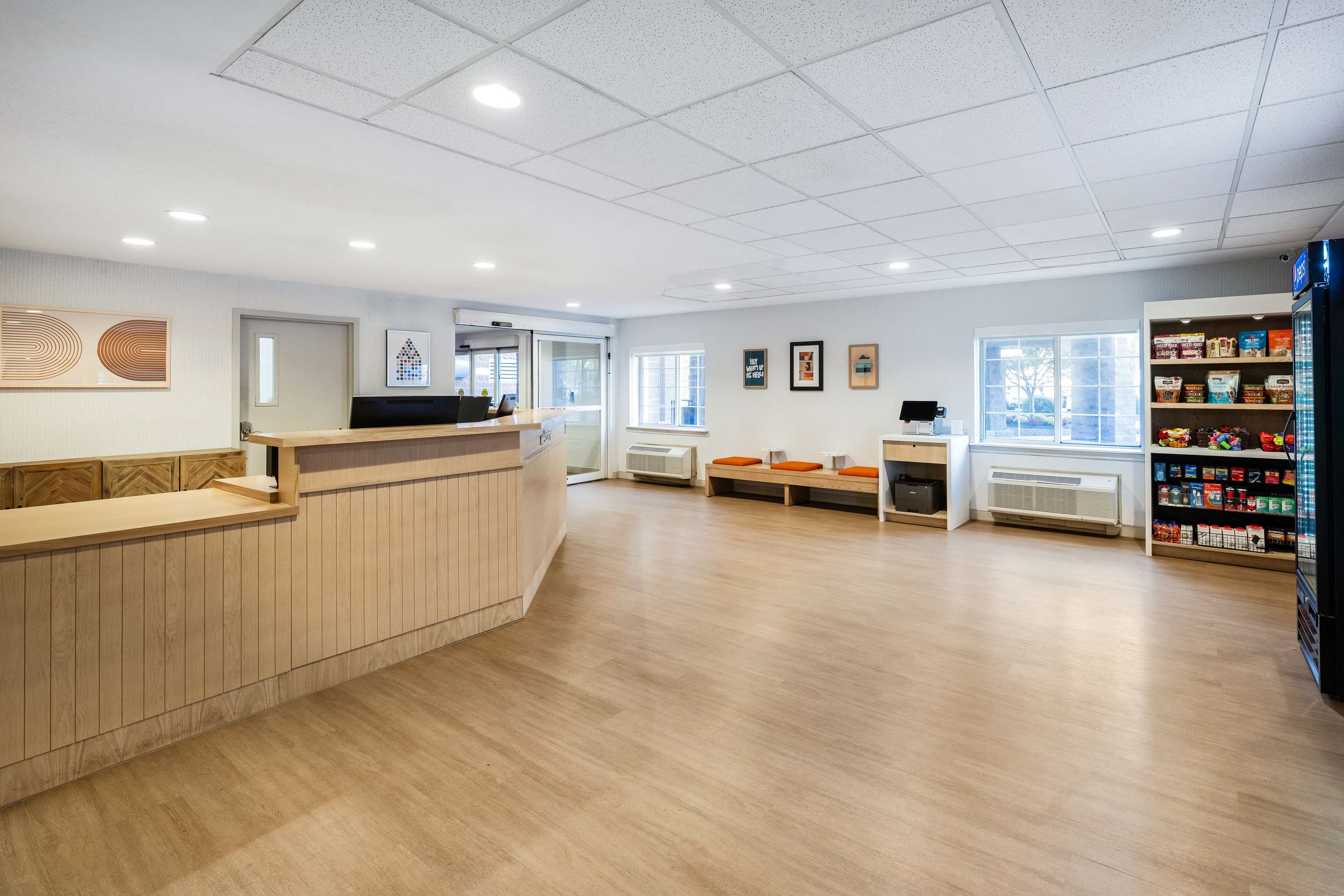 Lobby | Sonesta Simply Suites Jersey City