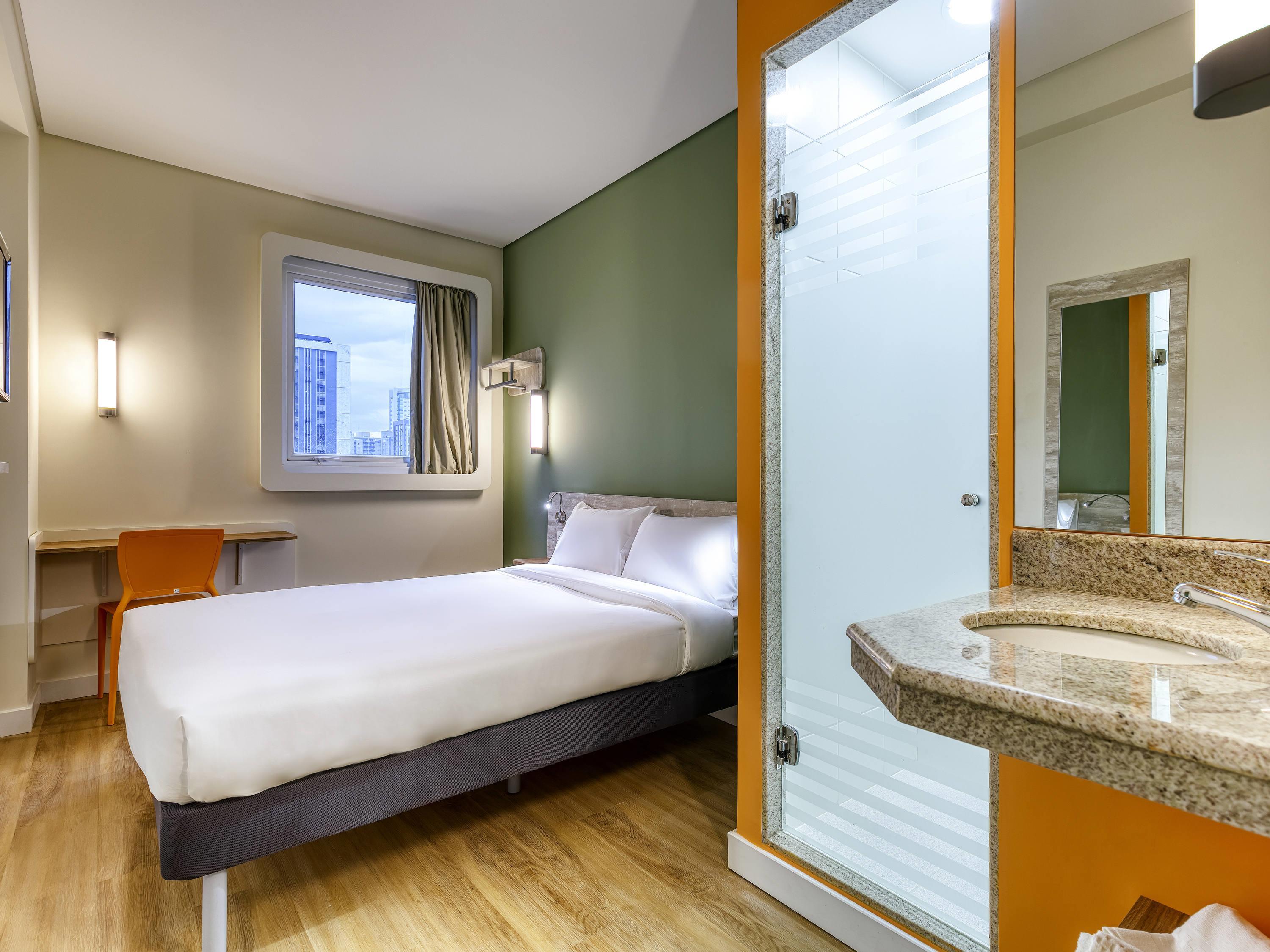 IBIS BUDGET BH SAVASSI Room Type - Classic Room with 1 double bed