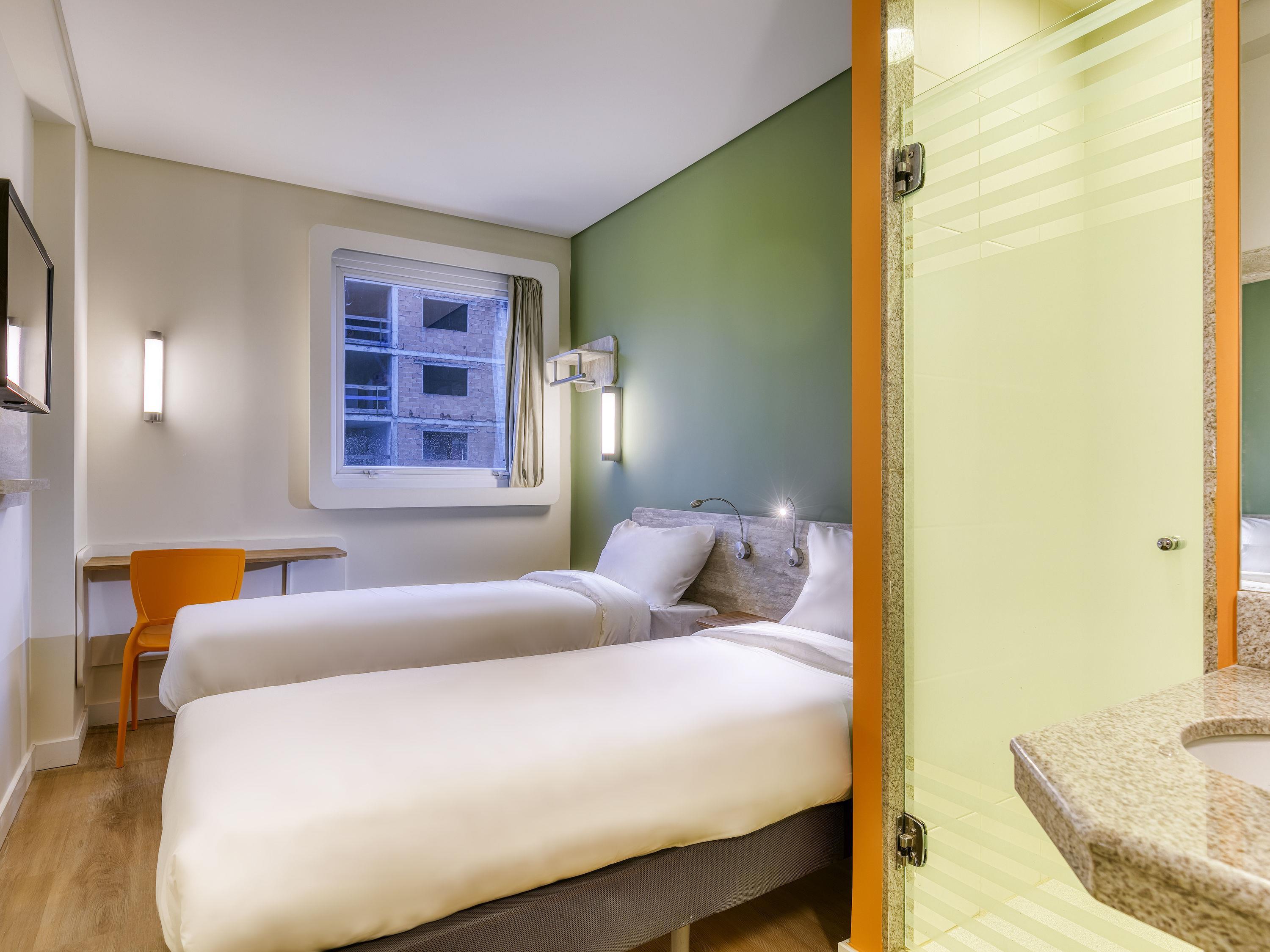 IBIS BUDGET BH SAVASSI Room Type - Standard Room with 2 single beds