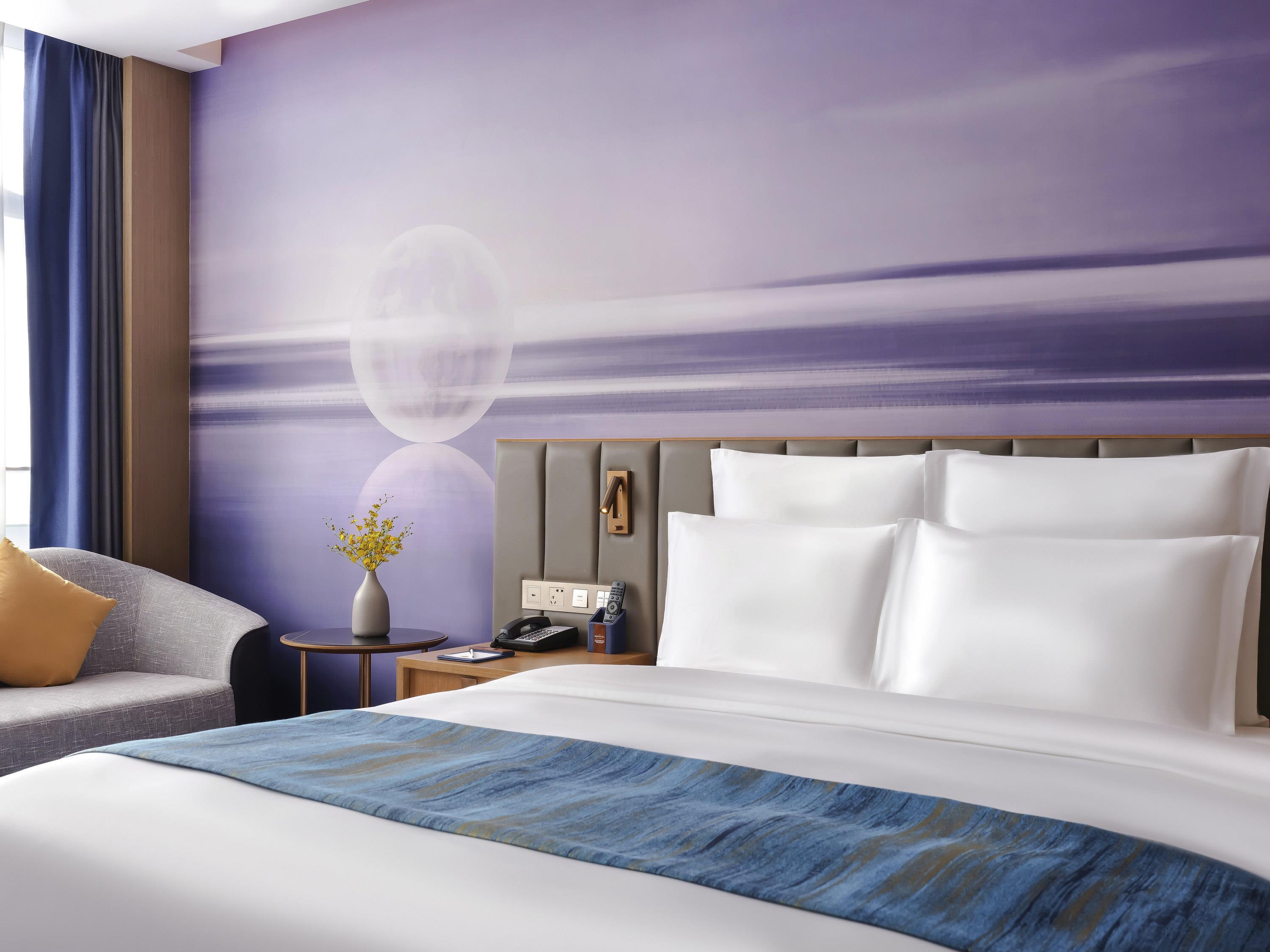 Novotel Changsha International Exhibition Center Room Type - Standard room with 1 king size bed Novotel Changsha International Exhibition Center Room Type - Standard room with 1 king size bed
