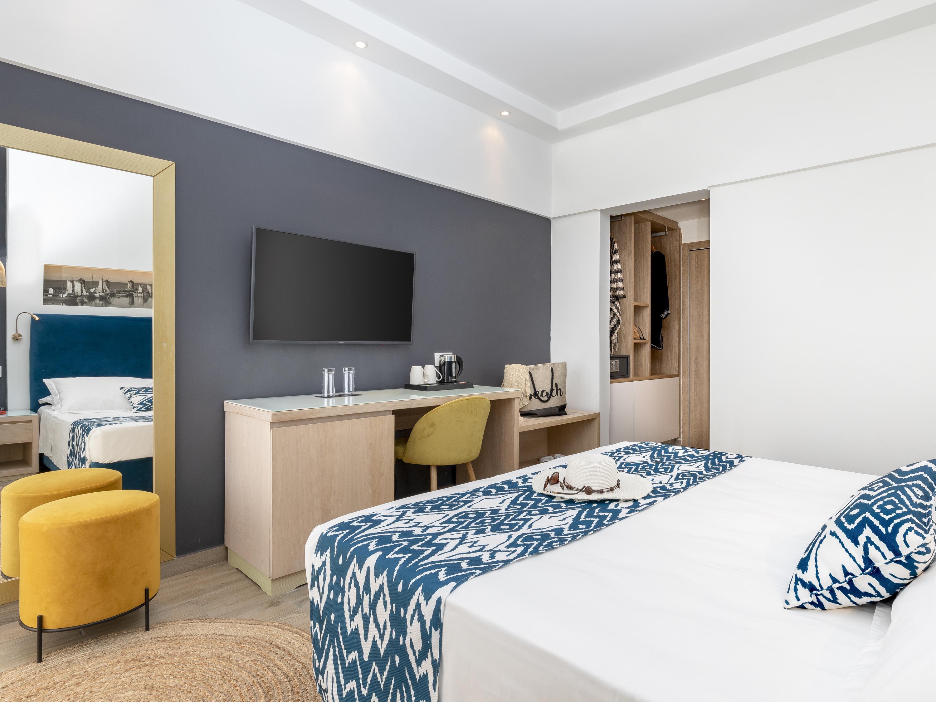 Mercure Rhodes Alexia Room Type - Classic Room with Kingsize bed and Balcony