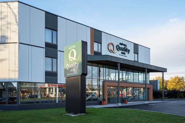 Exterior view - Quality Inn Wilfrid Hamel Blvd Quebec City