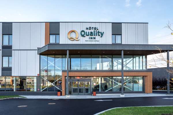 Exterior view - Quality Inn Wilfrid Hamel Blvd Quebec City
