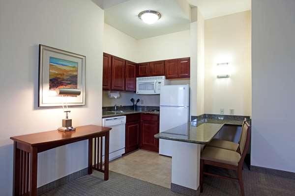 Suite - Sonesta ES Suites Baton Rouge