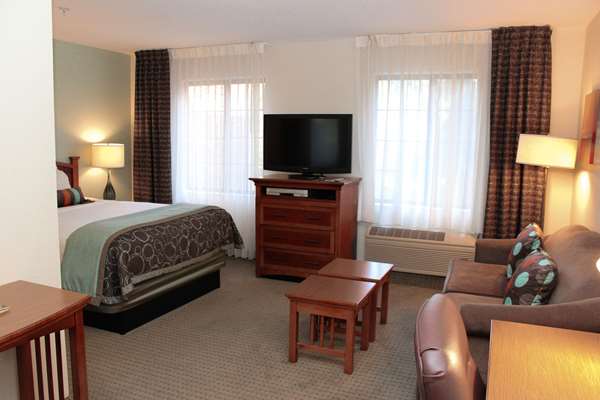 Suite - Sonesta ES Suites Vancouver