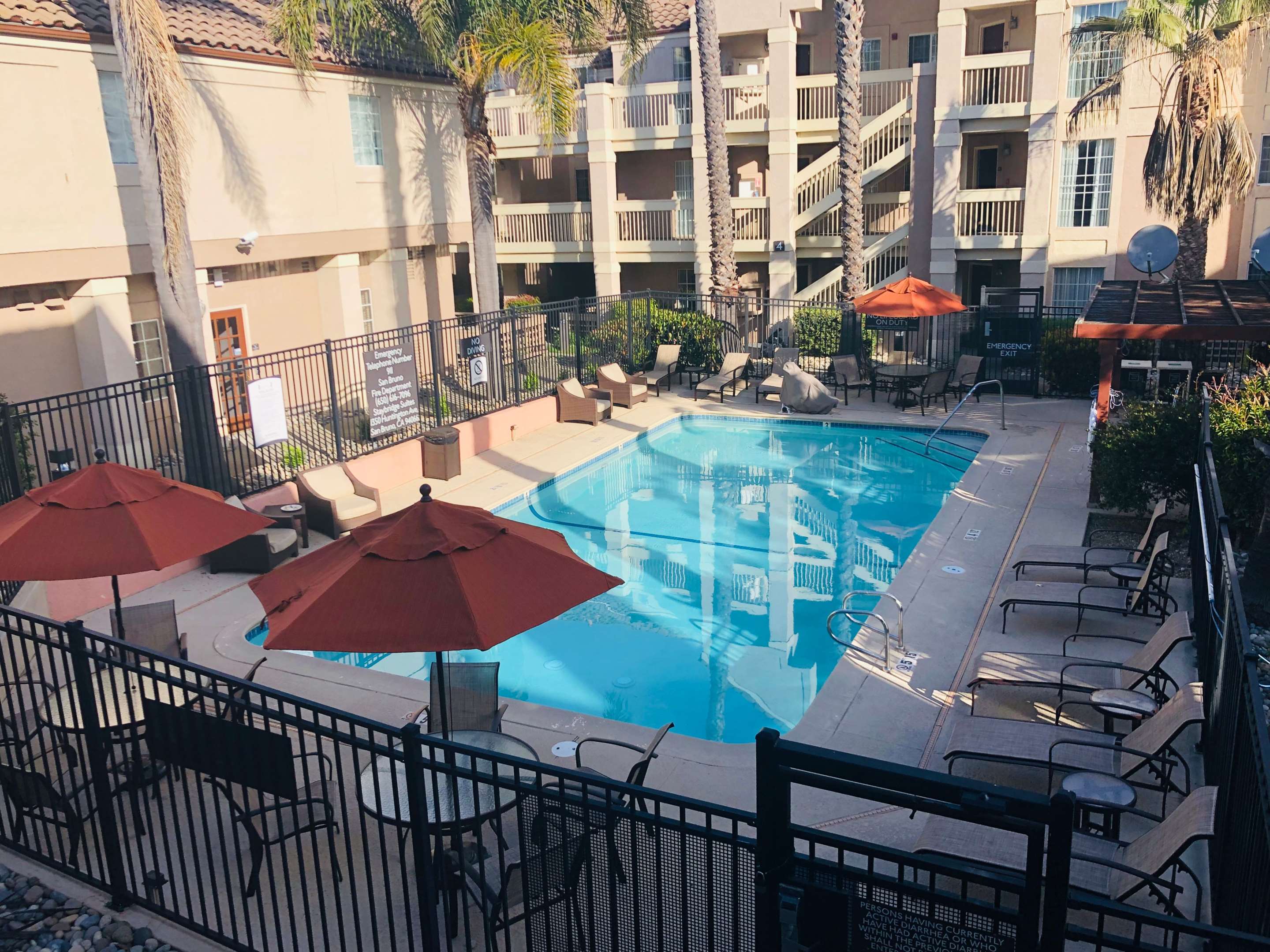 The Dip | Sonesta ES Suites San Francisco Airport San Bruno