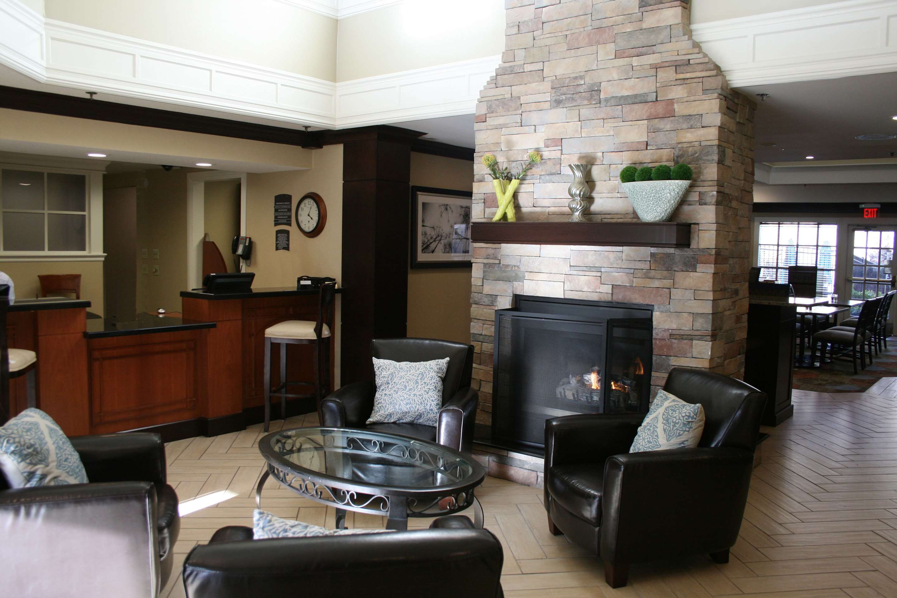 Interior Entrance | Sonesta ES Suites San Francisco Airport San Bruno