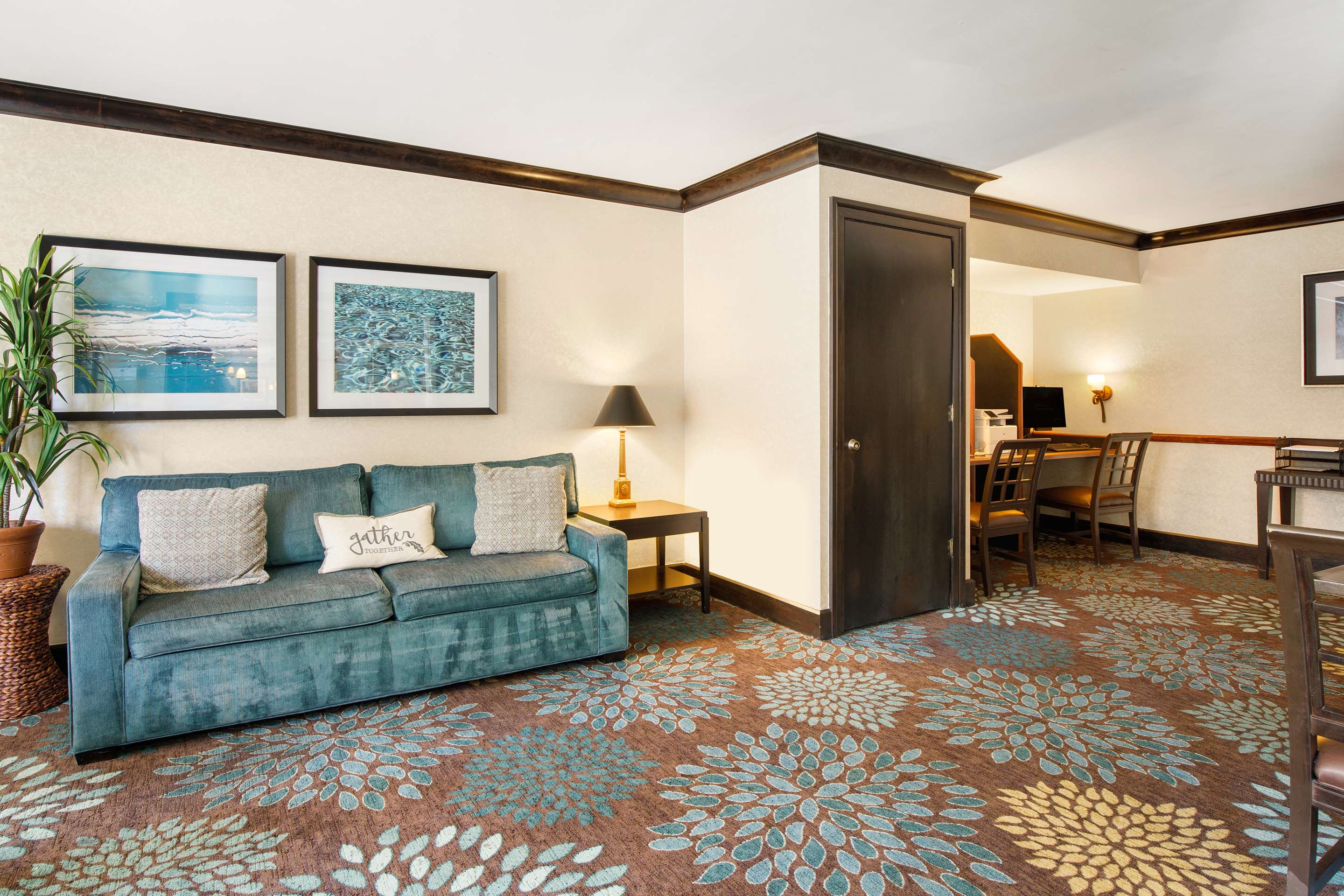 Lobby | Sonesta ES Suites San Diego - Rancho Bernardo