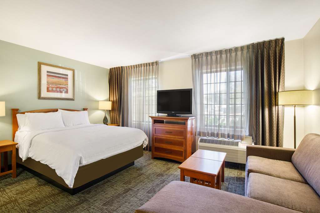Sonesta ES Suites San Diego-guestroom-Guest Room,On-Site.jpg