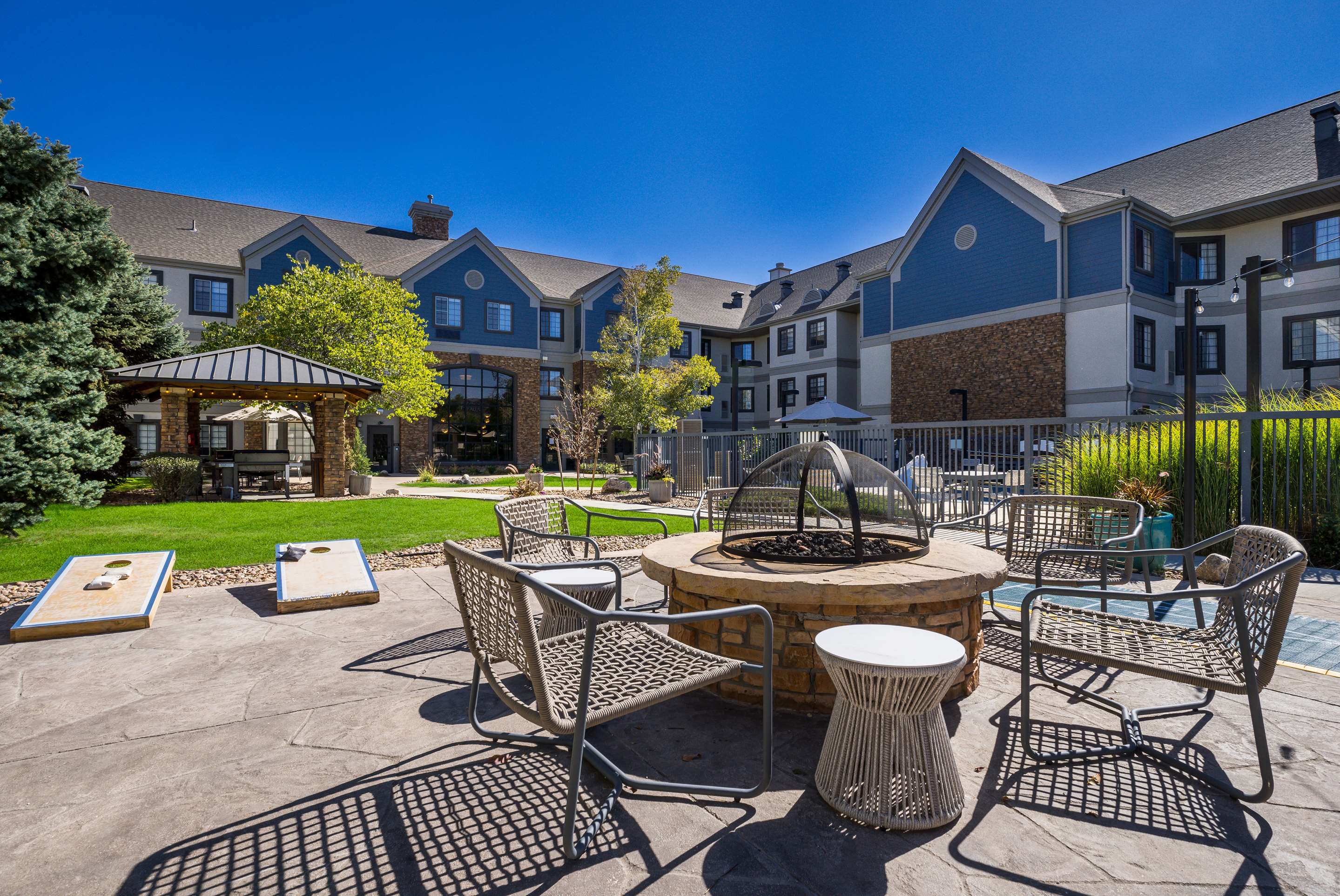 Exterior - Fire Pit | Denver Marriott South at Park Meadows