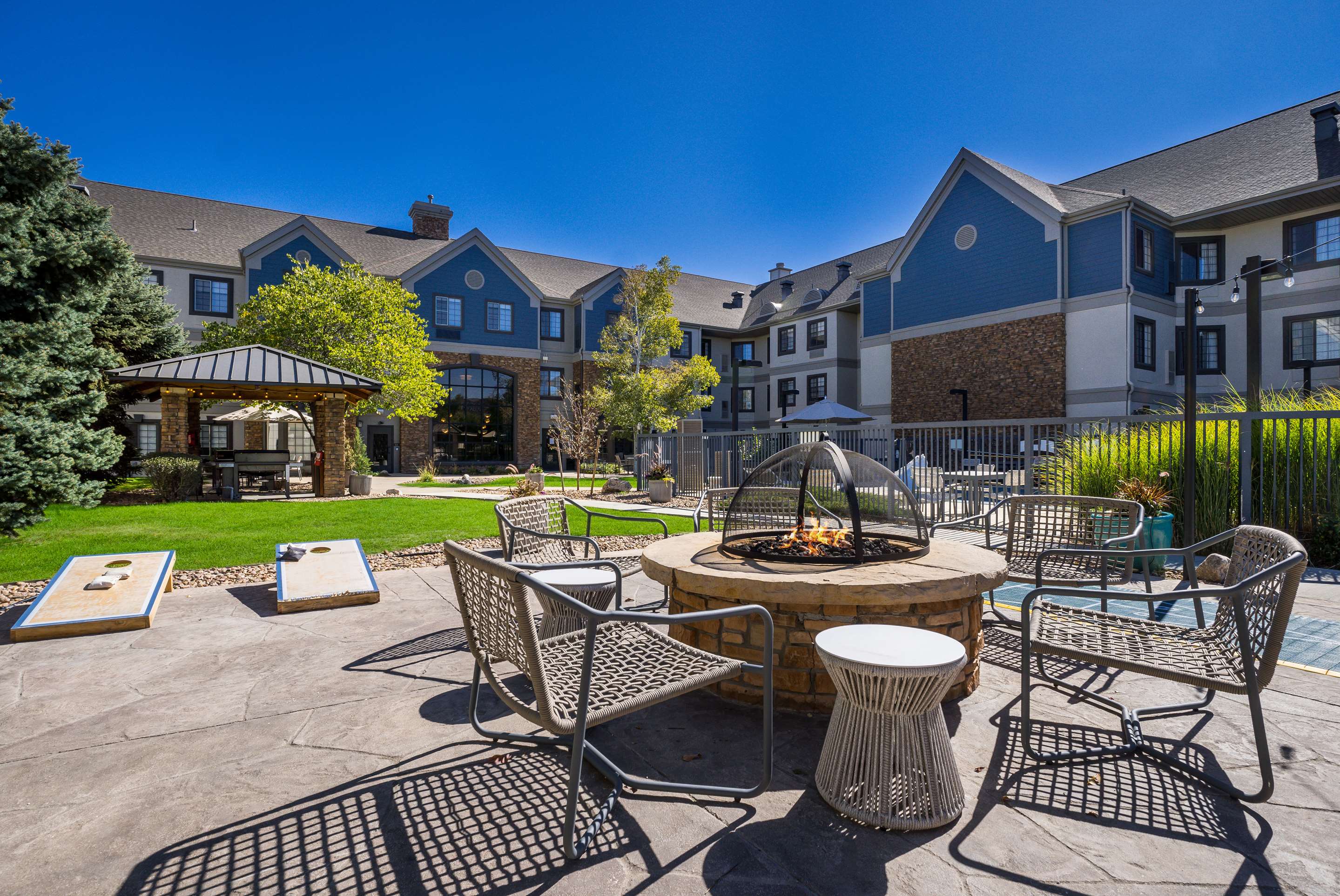 Exterior - Fire Pit | Denver Marriott South at Park Meadows