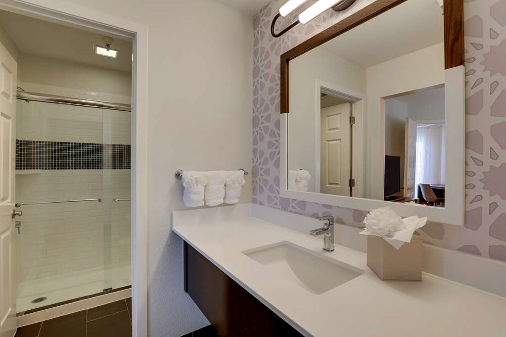 Sonesta ES Suites Sunnyvale-guestroom-Guest Room,Bathroom,On-Site.jpg