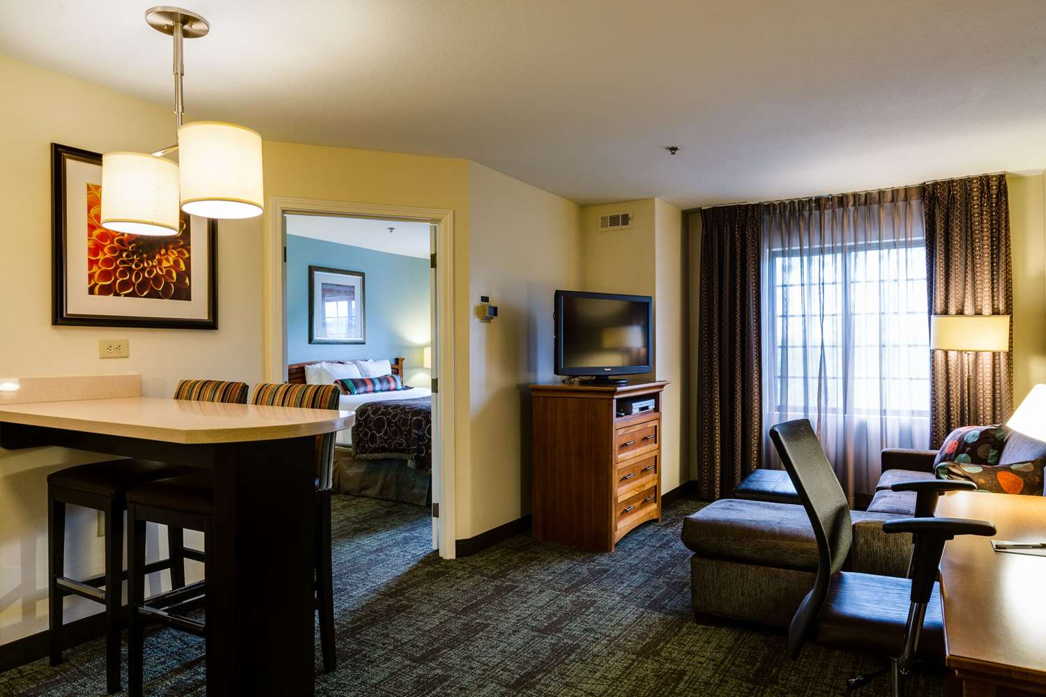 One Bedroom Suite - Queen image