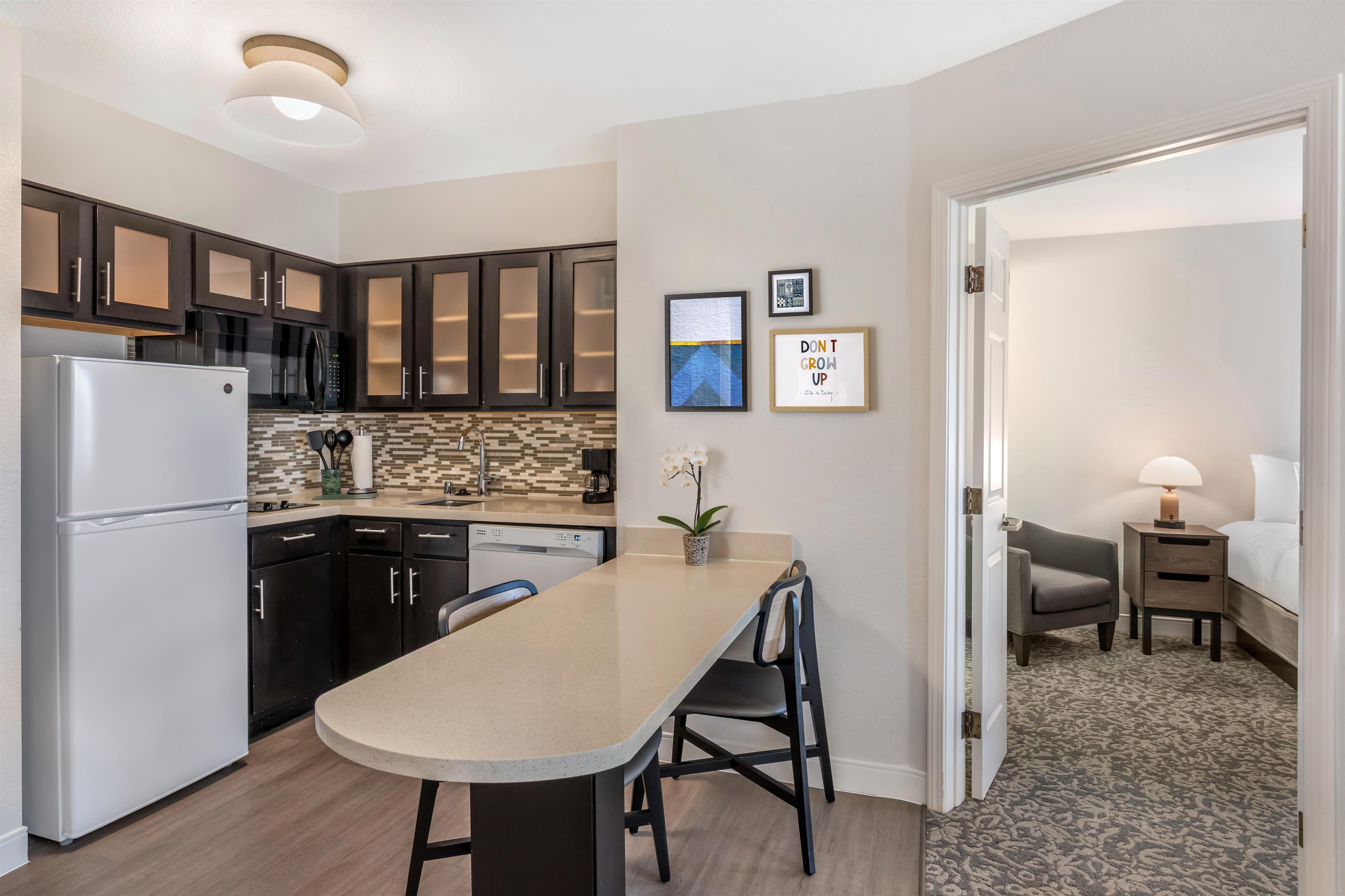 One Bedroom Suite - King image