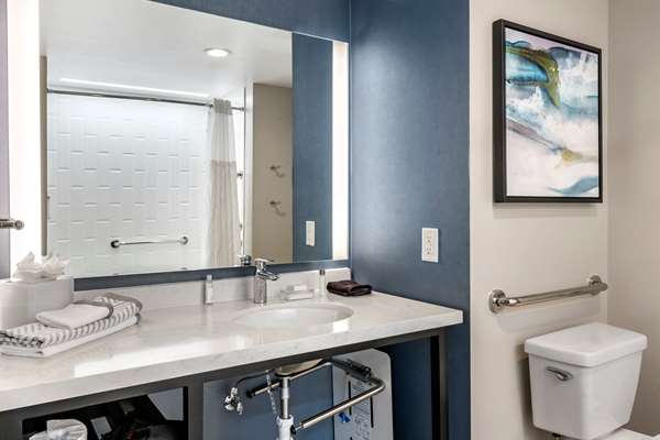 Suite - Cambria Hotel Airport Orlando