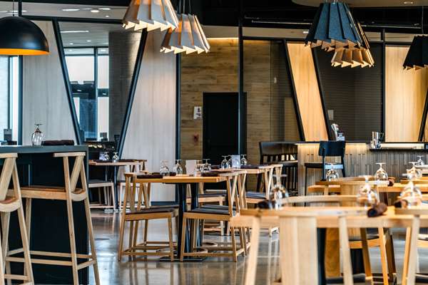 Restaurant - Dakota Dunes Resort Whitecap