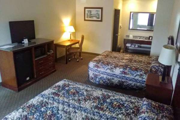  - Super 8 Motel Kiowa