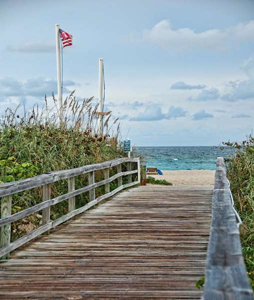 Exterior view - Palm Beach Shores Resort & Villas