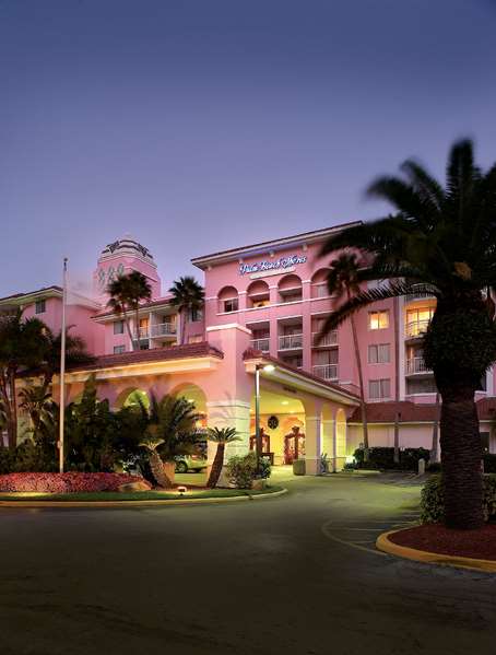 Exterior view - Palm Beach Shores Resort & Villas