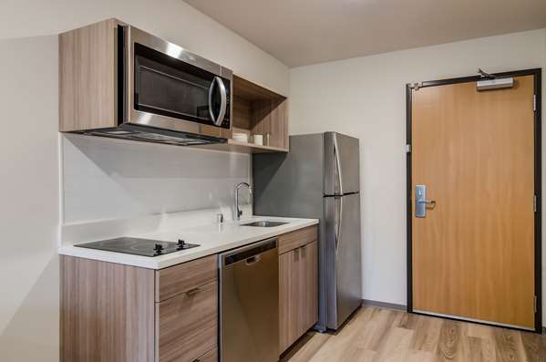  - WoodSpring Suites Lakewood - I-5, Exit 125