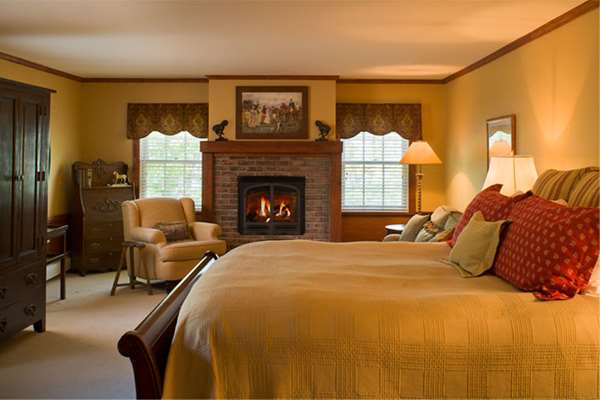  - Reluctant Panther Inn Manchester Village