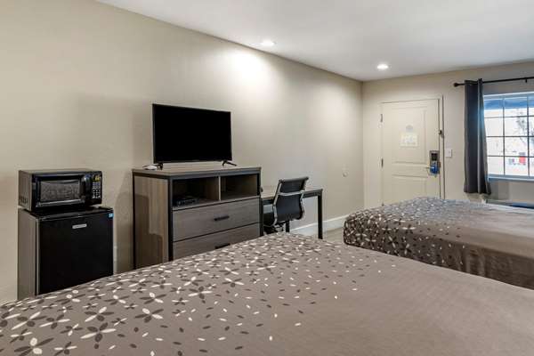  - Rodeway Inn Caldwell