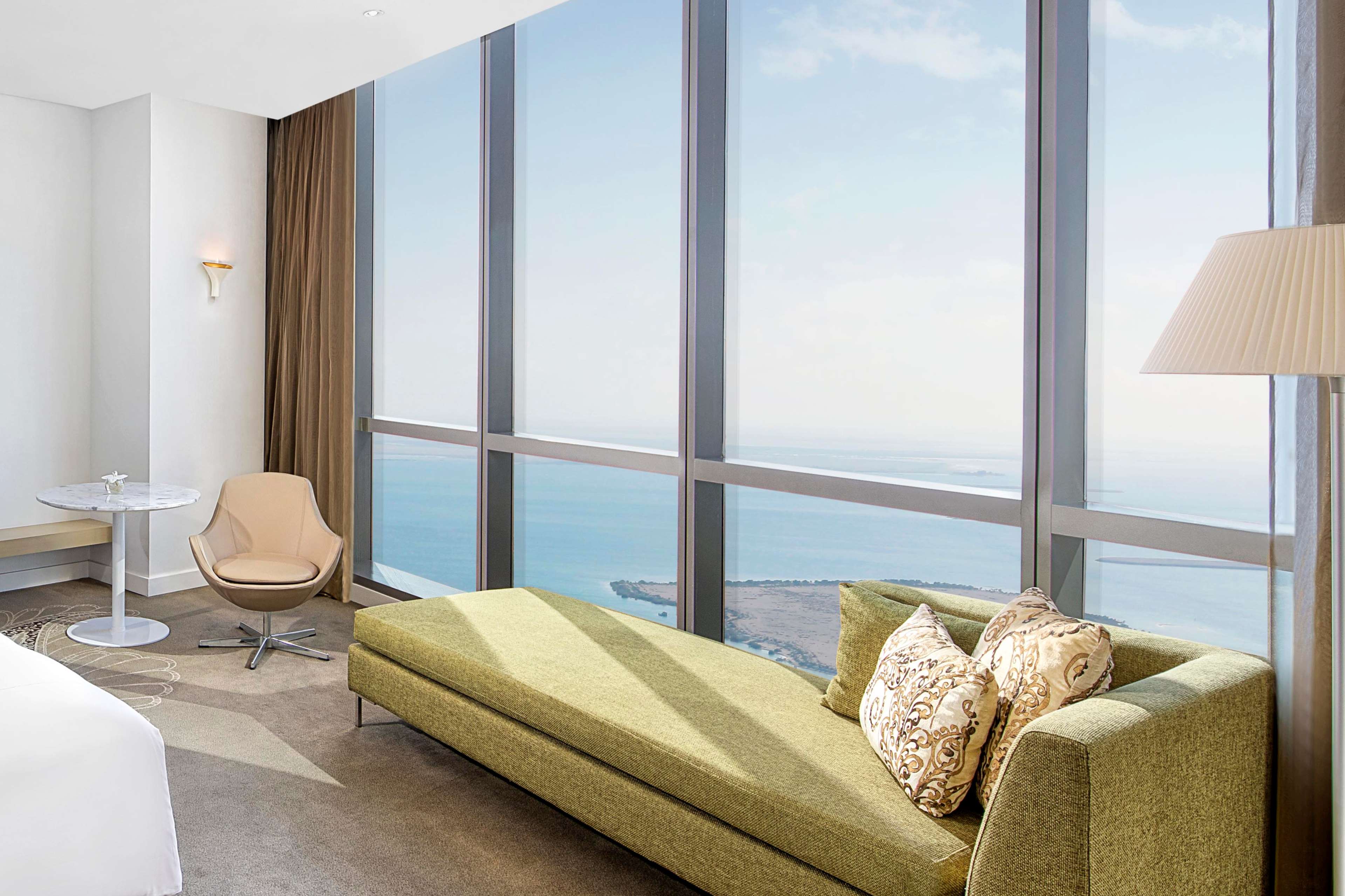 Conrad Abu Dhabi Etihad Towers Room Type - KING DELUXE FAMILY ROOM