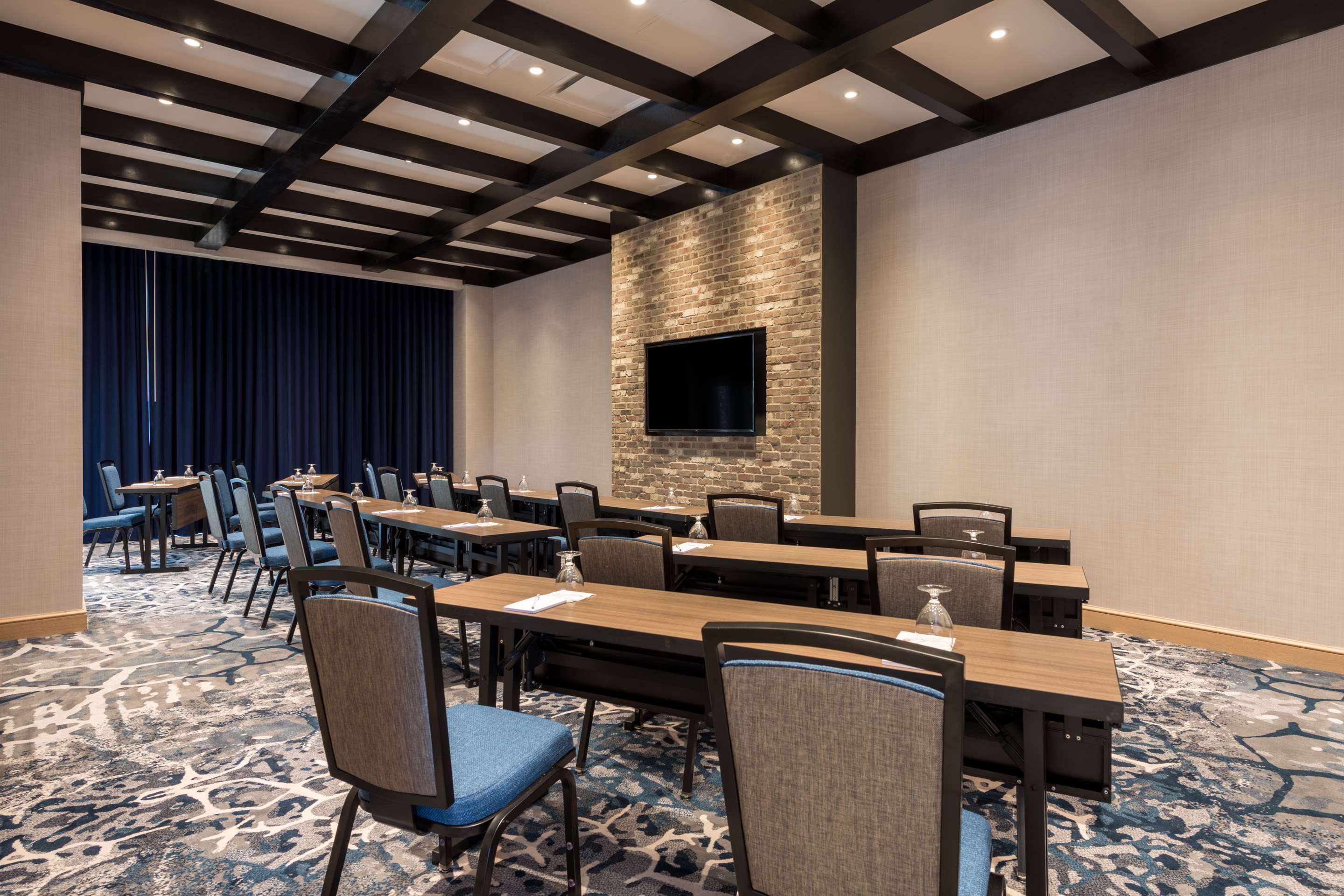 Meeting Room | Hilton Garden Inn Boston Canton