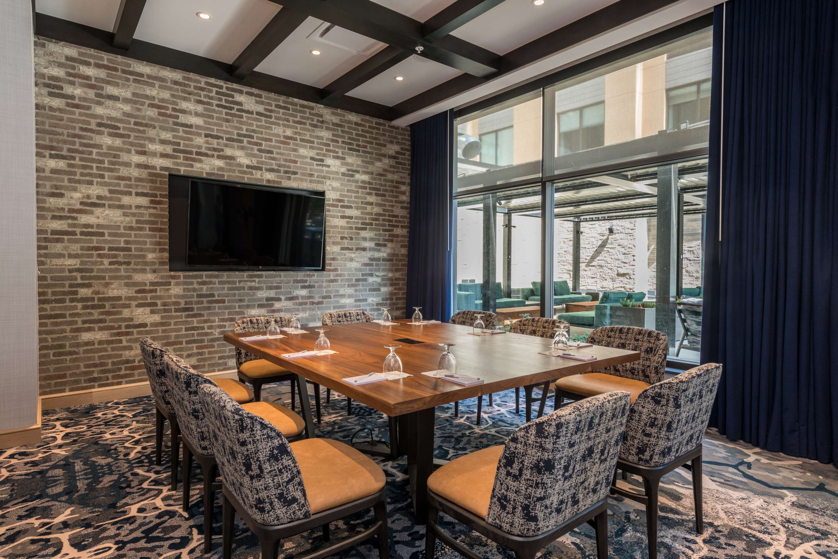 Meeting Room | Hilton Garden Inn Boston Canton