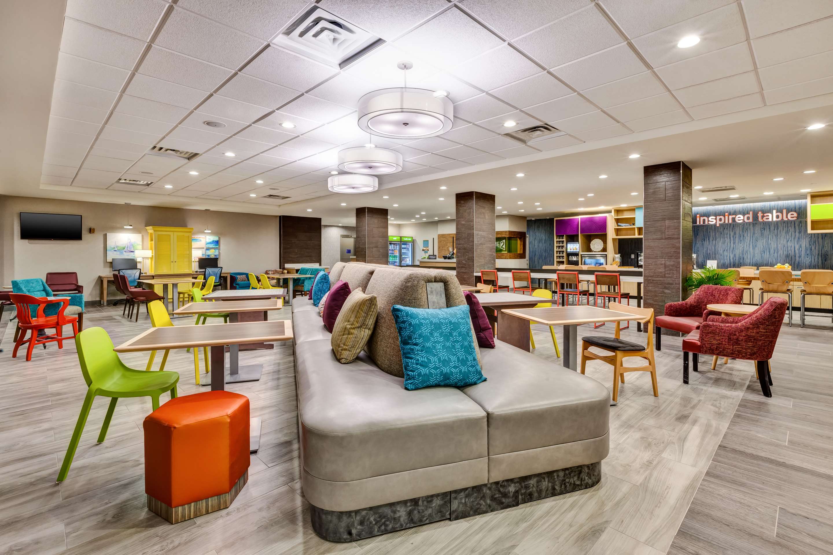 Lobby | Home2 Suites by Hilton Wilmington Wrightsville Beach