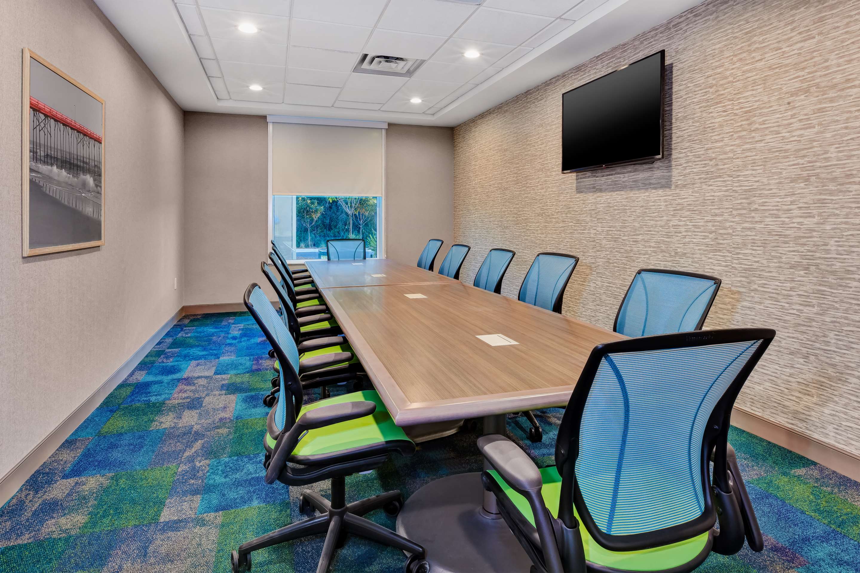 Meeting Room | Home2 Suites by Hilton Wilmington Wrightsville Beach