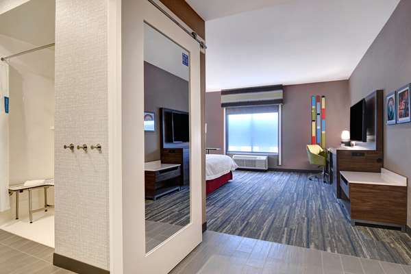  - Hampton Inn & Suites Canal Winchester