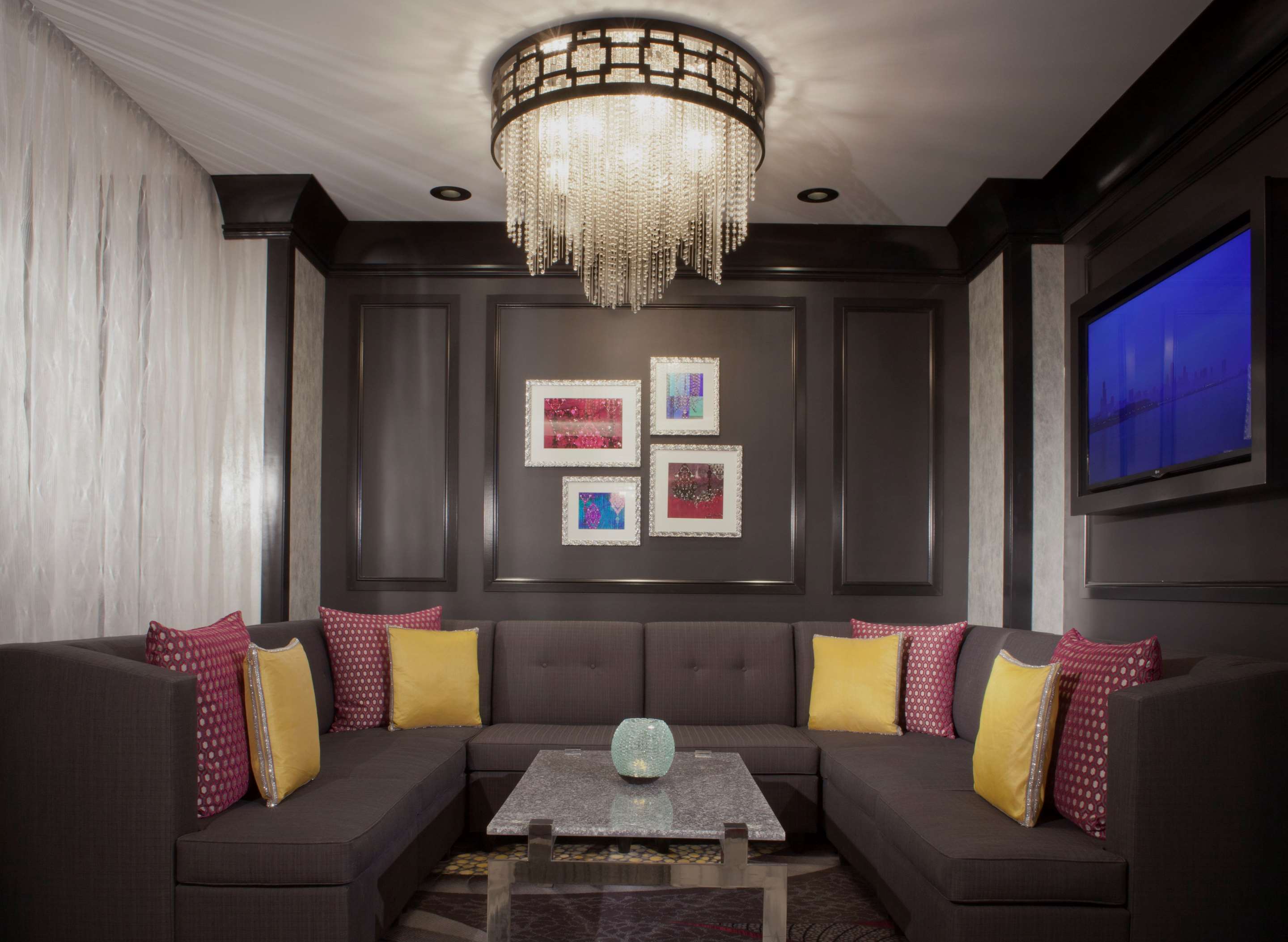 Lounge Booth