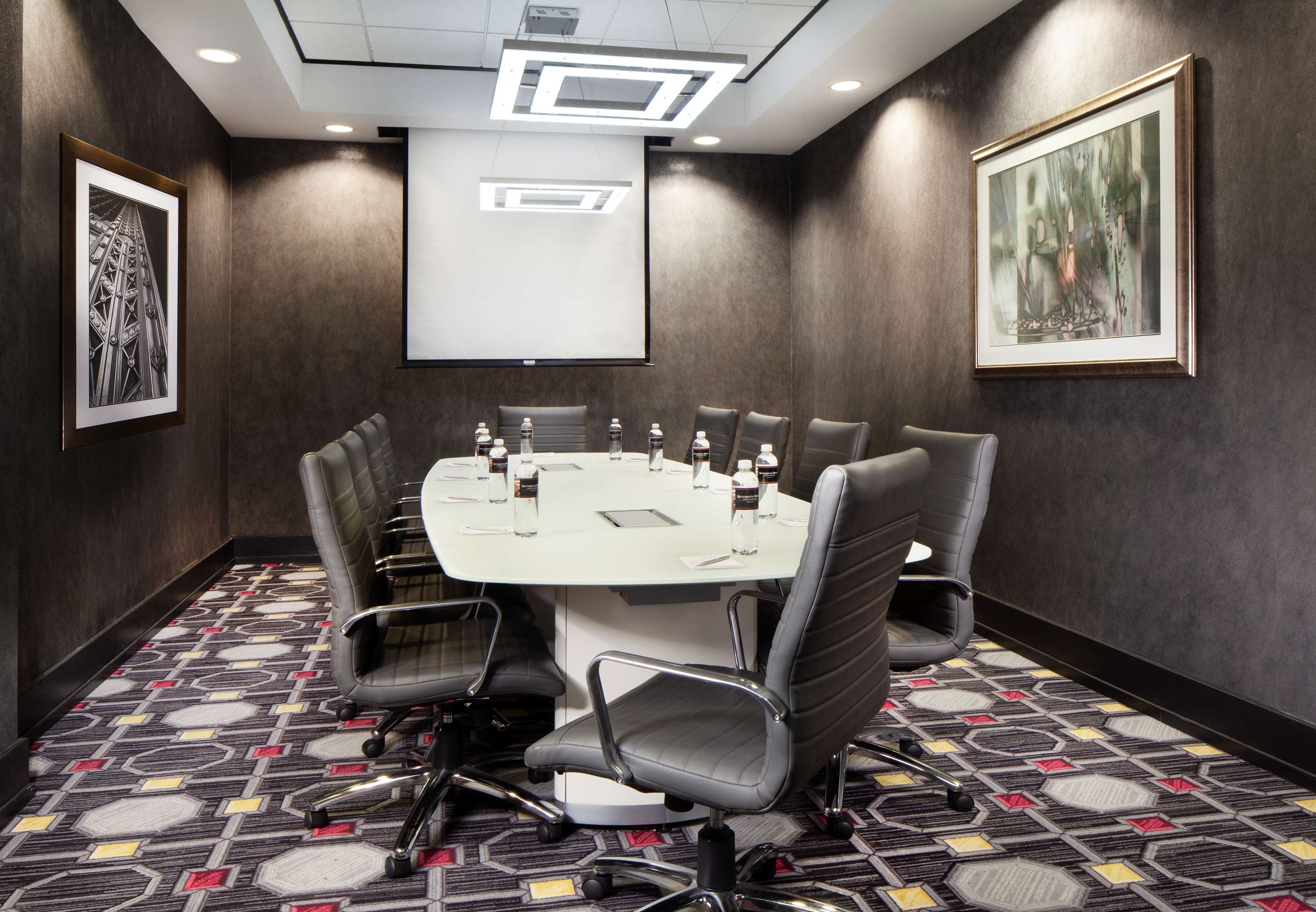 Emerald Executive Boardroom