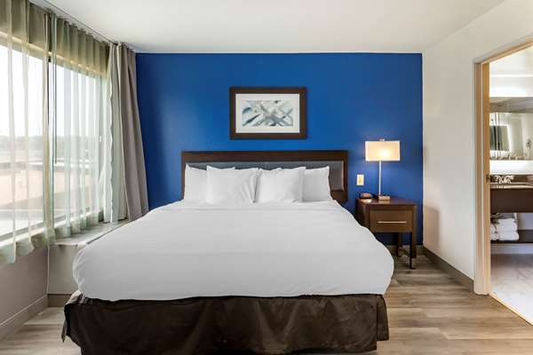 Suite - Comfort Inn & Suites Grand Blanc - I-475, Exit 2