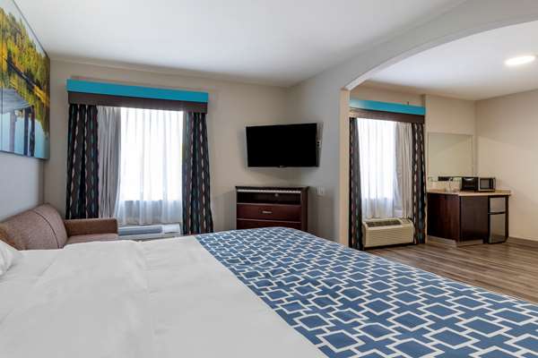  - Clarion Pointe Hotel Sulphur - I-10, Exit 20