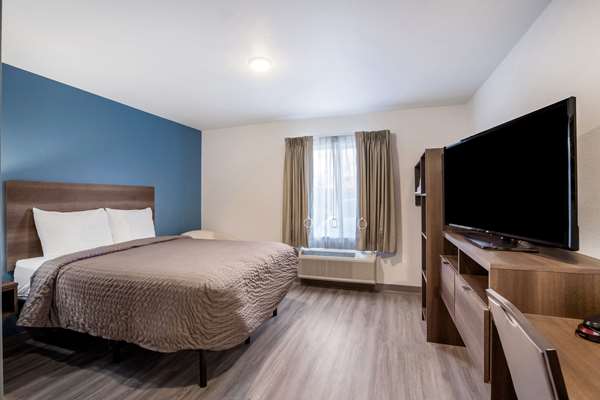  - WoodSpring Suites Madison Heights - I-75, Exit 65