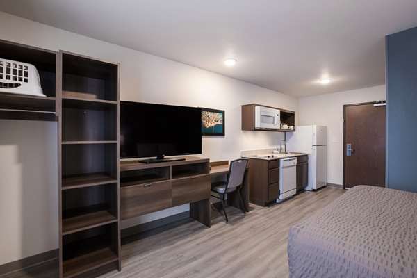  - WoodSpring Suites Madison Heights - I-75, Exit 65