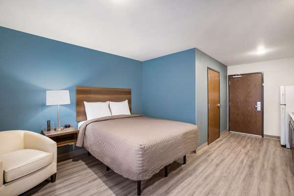  - WoodSpring Suites Madison Heights - I-75, Exit 65